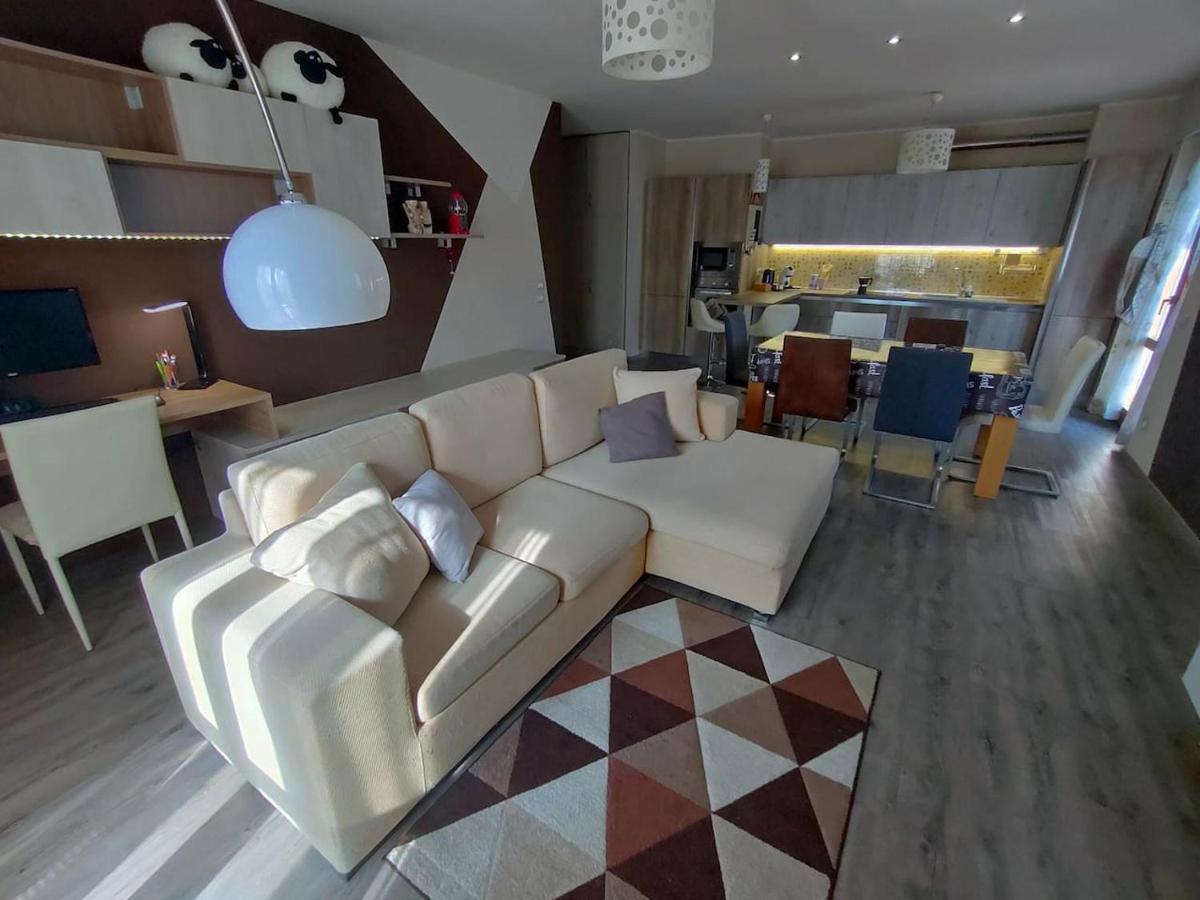 Chentre En - A 2 Passi Dal Centro - Parcheggio Gratuito - Cir-vda-aosta-0073 Apartment *