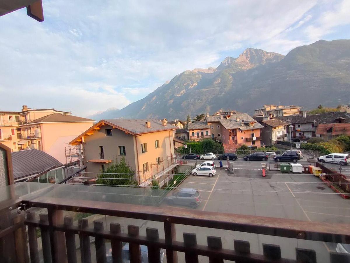 Apartment Chentre En - A 2 Passi Dal Centro - Parcheggio Gratuito - Cir-vda-aosta-0073 Aosta