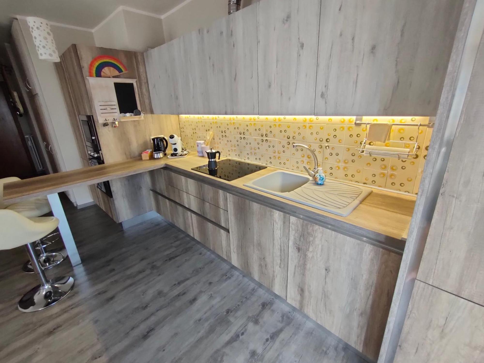 Apartment Chentre En - A 2 Passi Dal Centro - Parcheggio Gratuito - Cir-vda-aosta-0073 Aosta