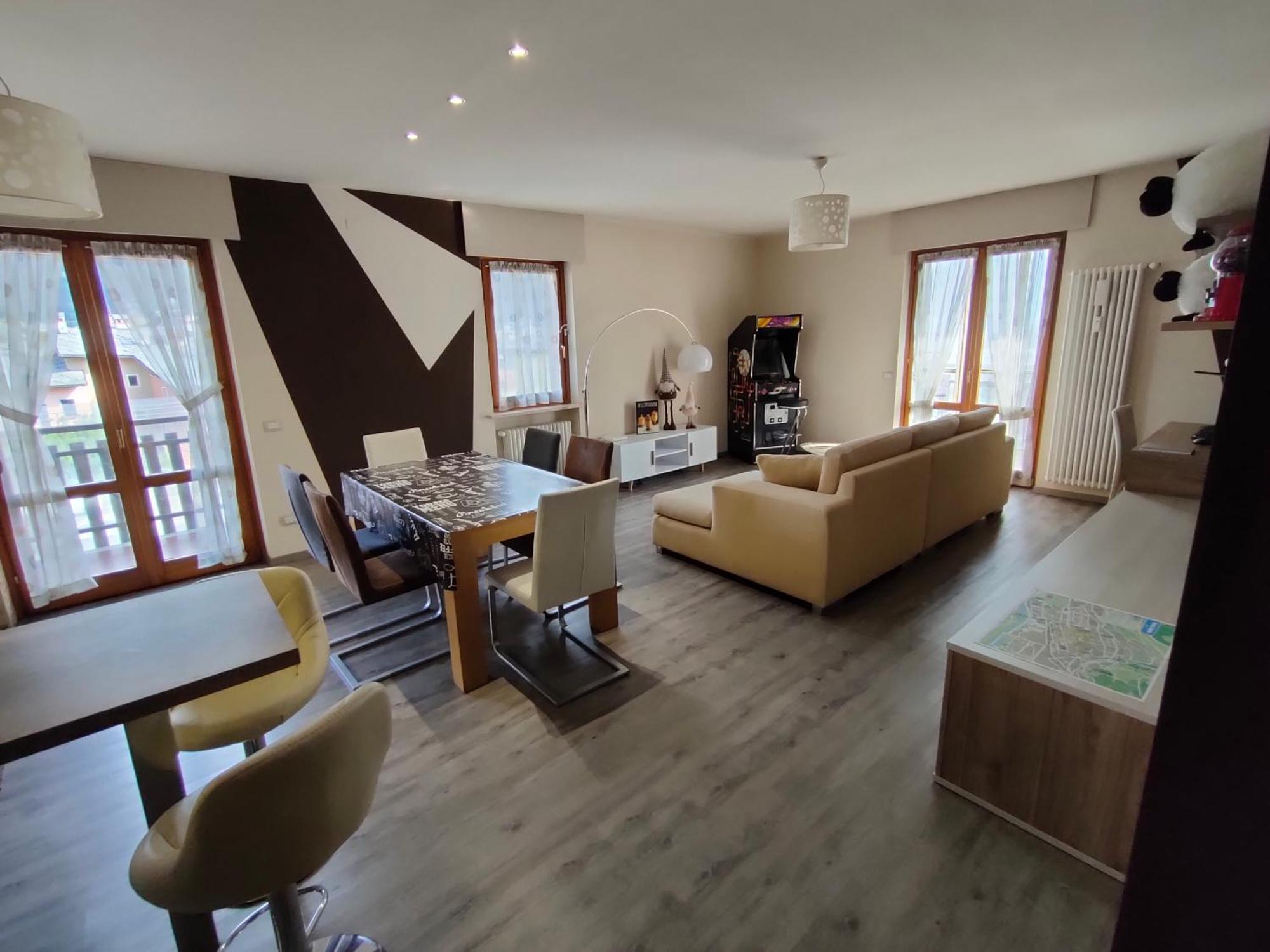 Apartment Chentre En - A 2 Passi Dal Centro - Parcheggio Gratuito - Cir-vda-aosta-0073